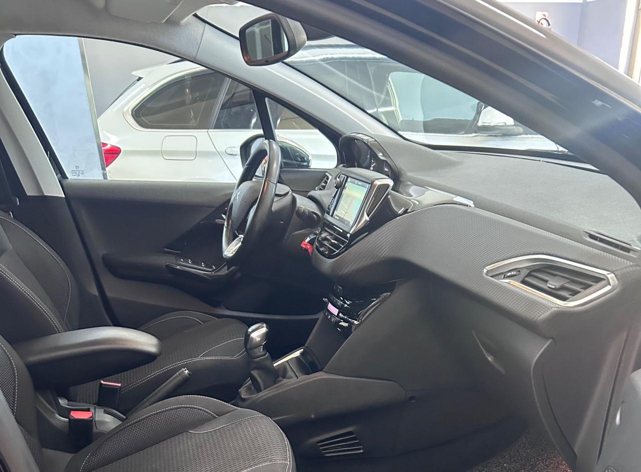 Peugeot 208 PureTech 82 5 porte Allure