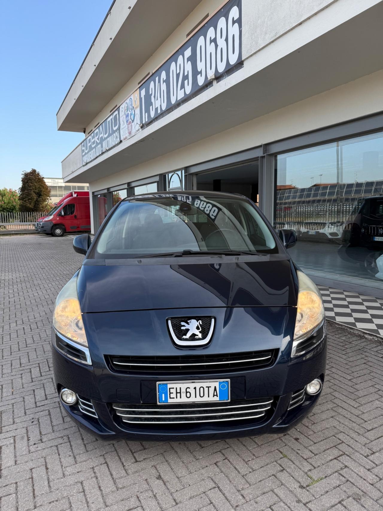 Peugeot 5008 2.0 HDi 150CV Business