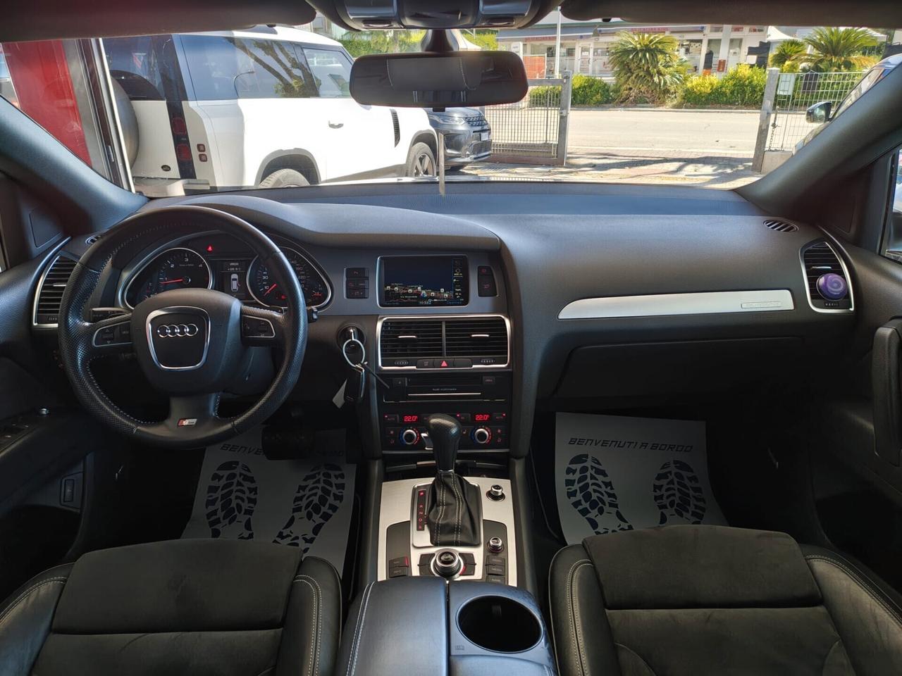 Audi Q7 3.0 TDI 240 CV quattro S-LINE GANCIO TRAINO UNIPRO