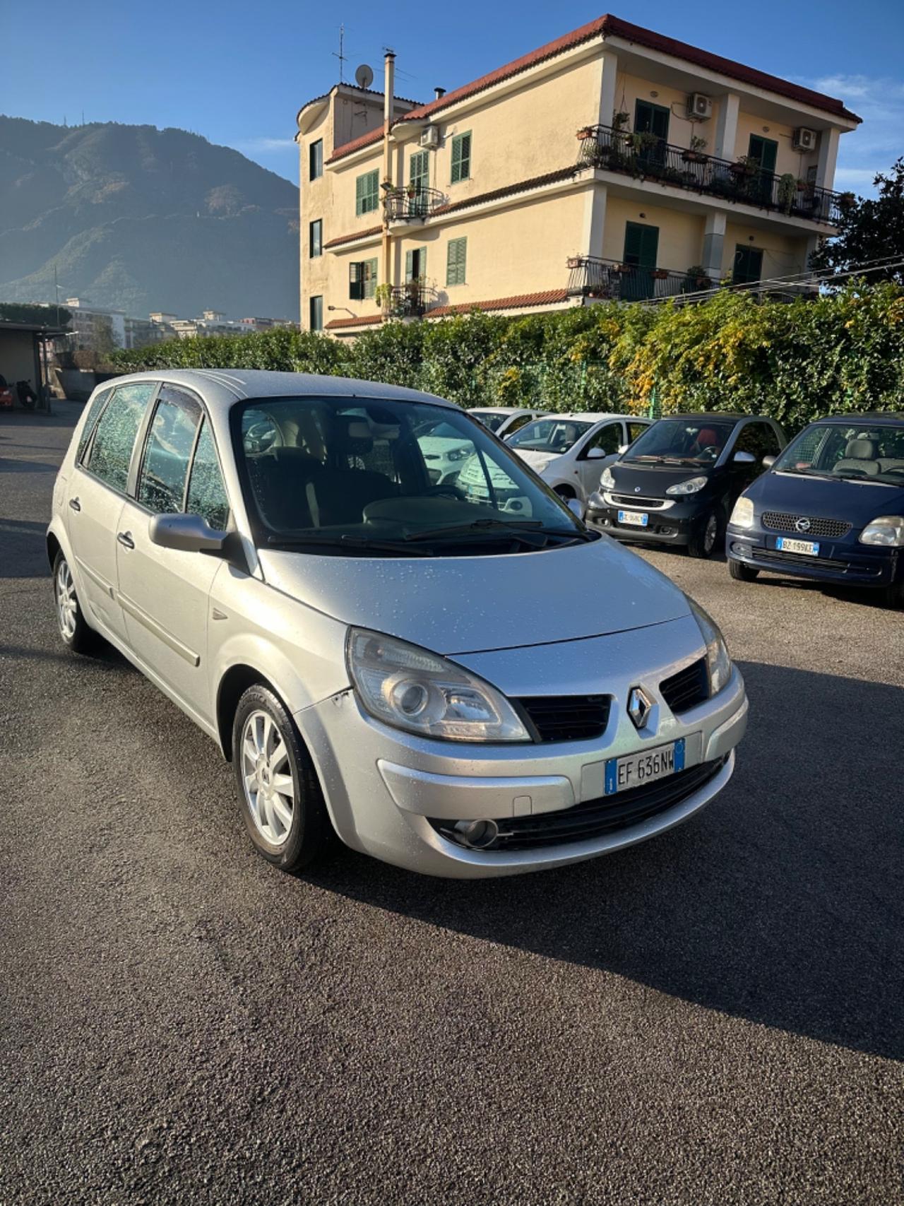 Renault Scenic Scénic 1.5 dCi/105CV Luxe