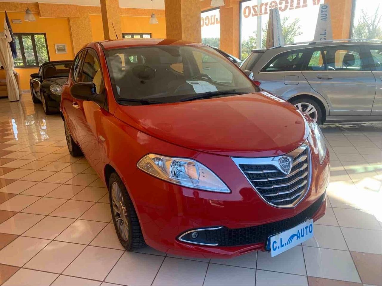 Lancia Ypsilon