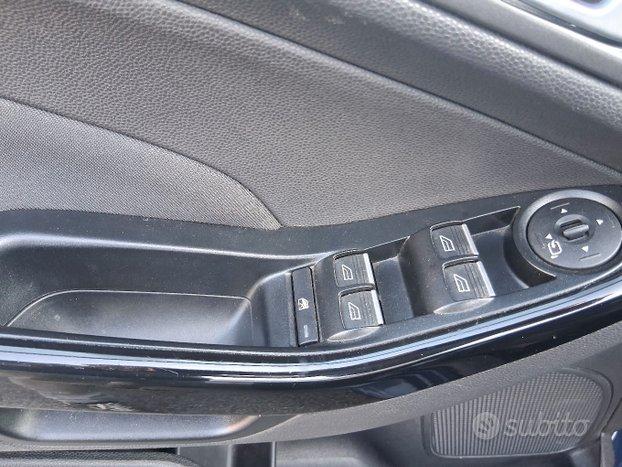 FORD FIESTA DISEL 1.5 ANNO 2015