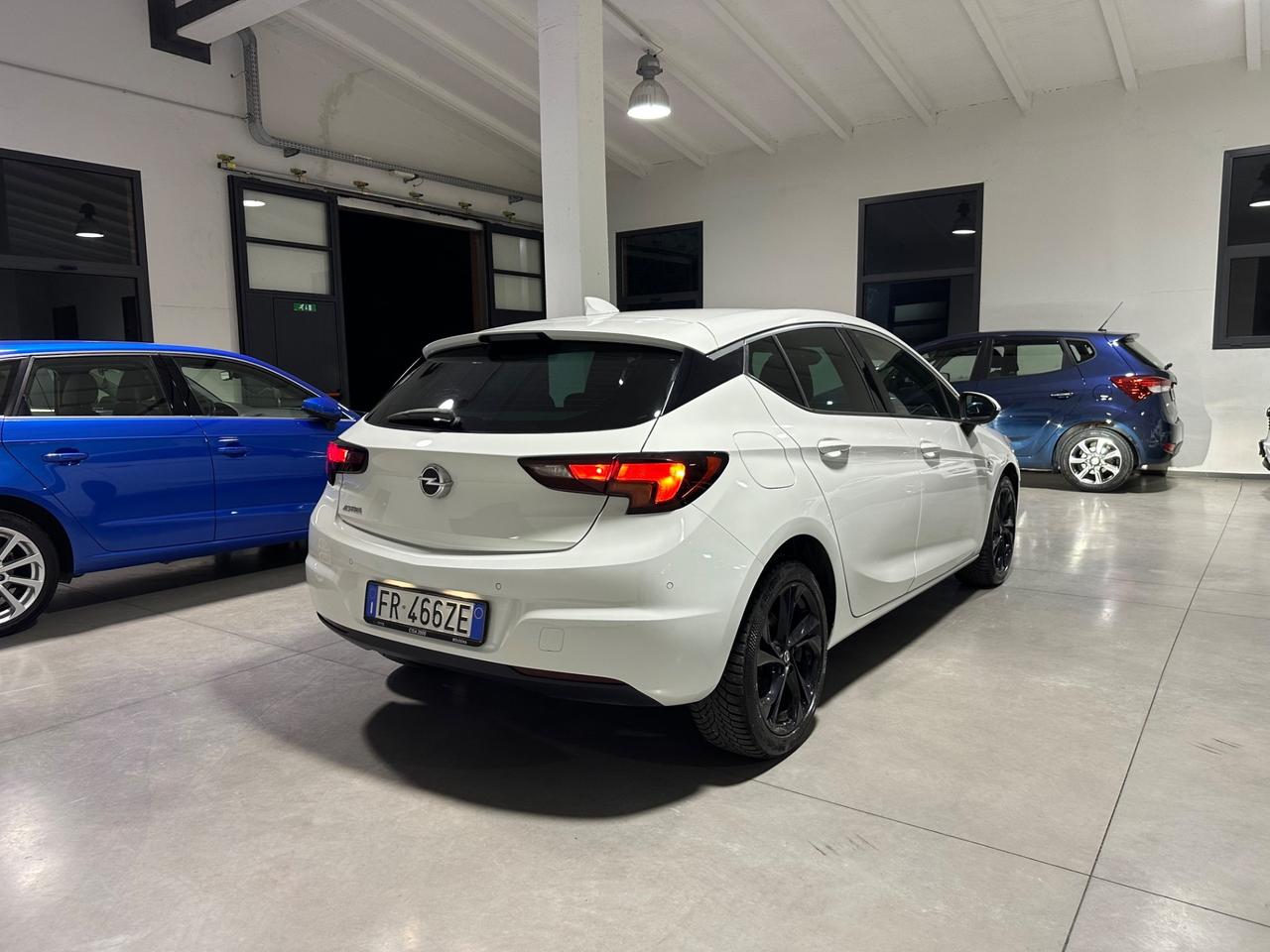 Opel Astra 1.6 CDTi 110CV Start&Stop 5 porte Innovation