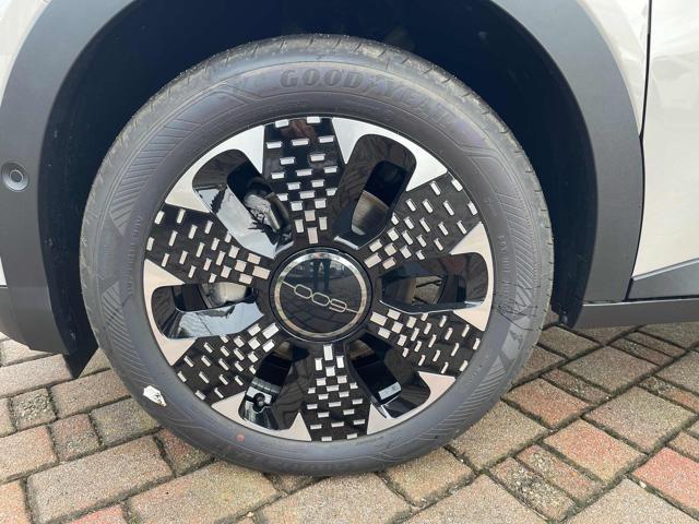 FIAT 600 Hybrid 145 CV DCT MHEV La Prima - KM0