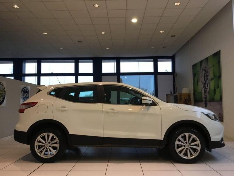 Nissan Qashqai 1.5 110 dCi N-Connecta