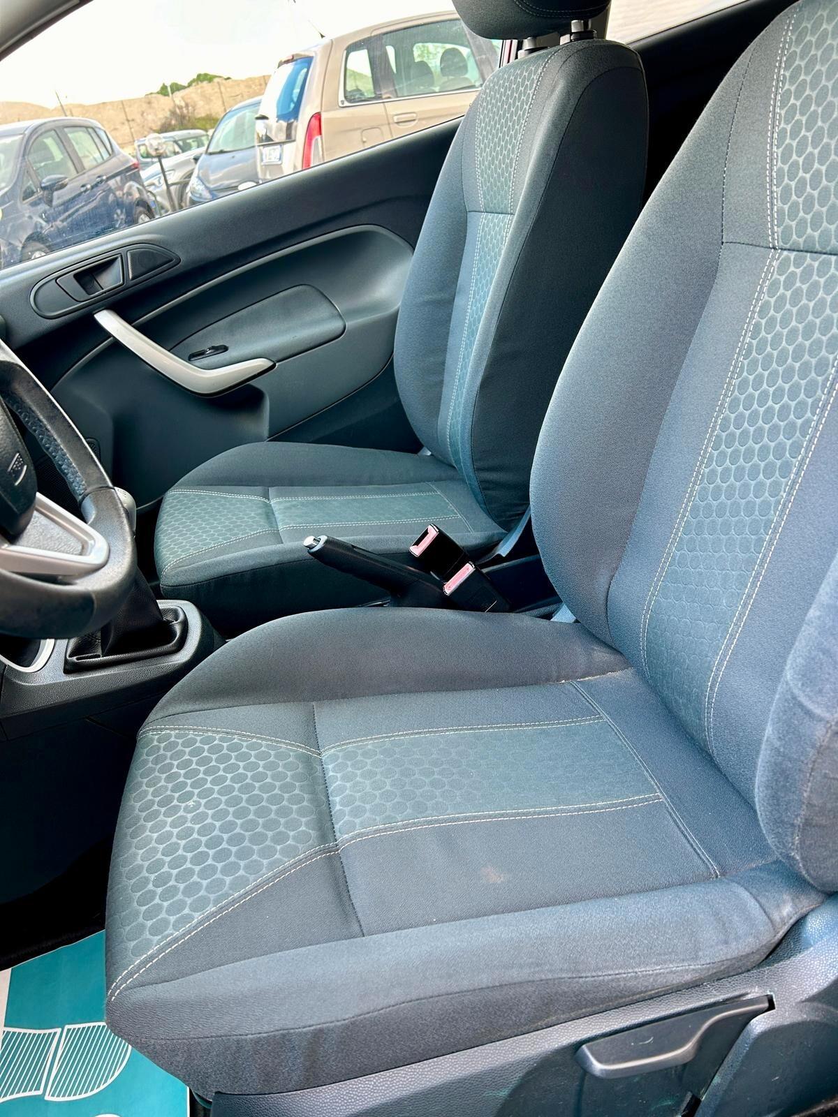 Ford Fiesta 1.2 82CV 3 porte Titanium - ok neopatentato