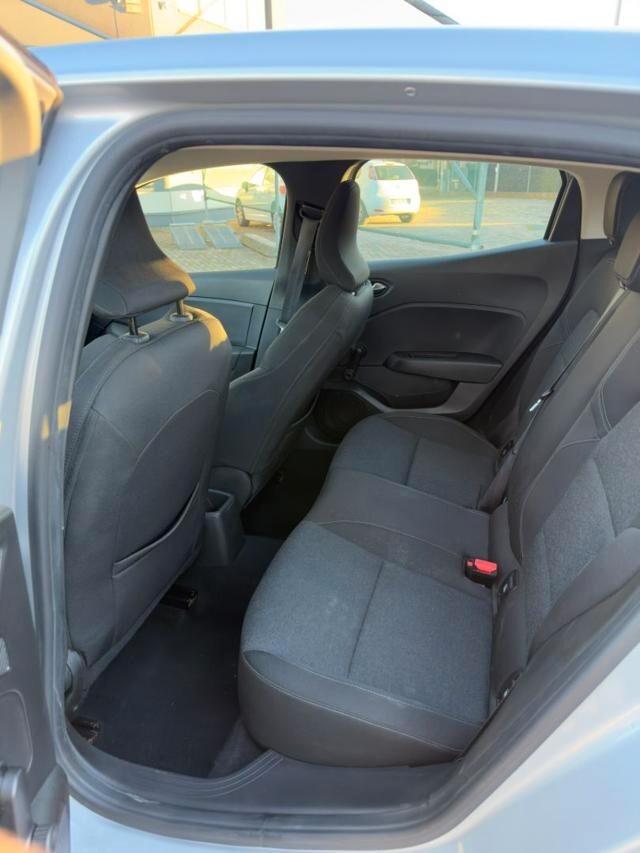 Renault Clio TCe 90 CV 5 porte Business TUA A RATE CON ZERO ANTICIPO