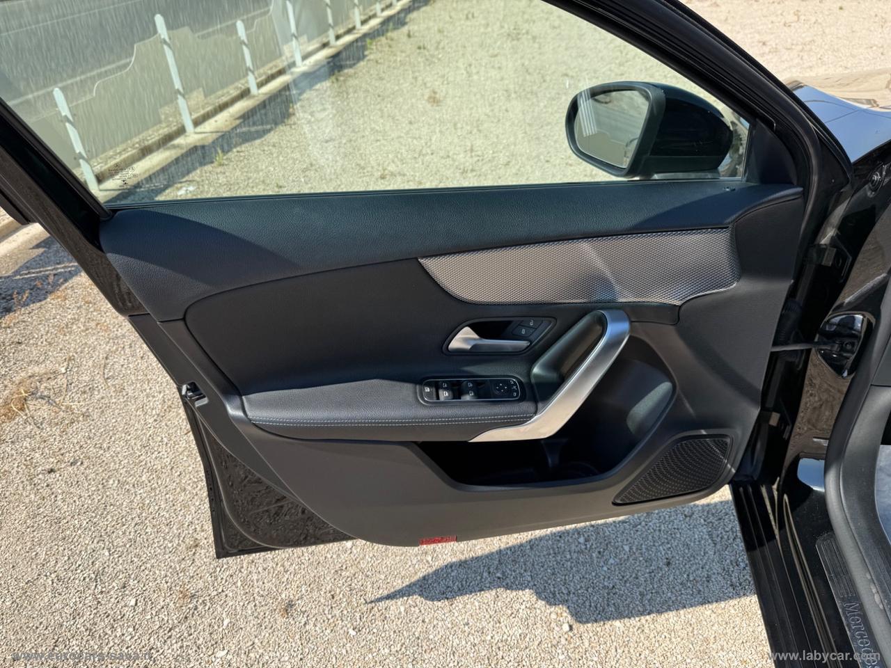 MERCEDES-BENZ A 180 d Automatic Sport