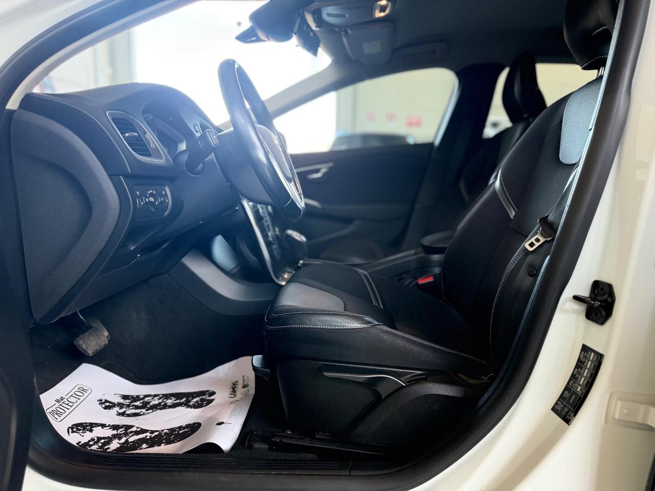 Volvo V40 D3 Geartronic Momentum