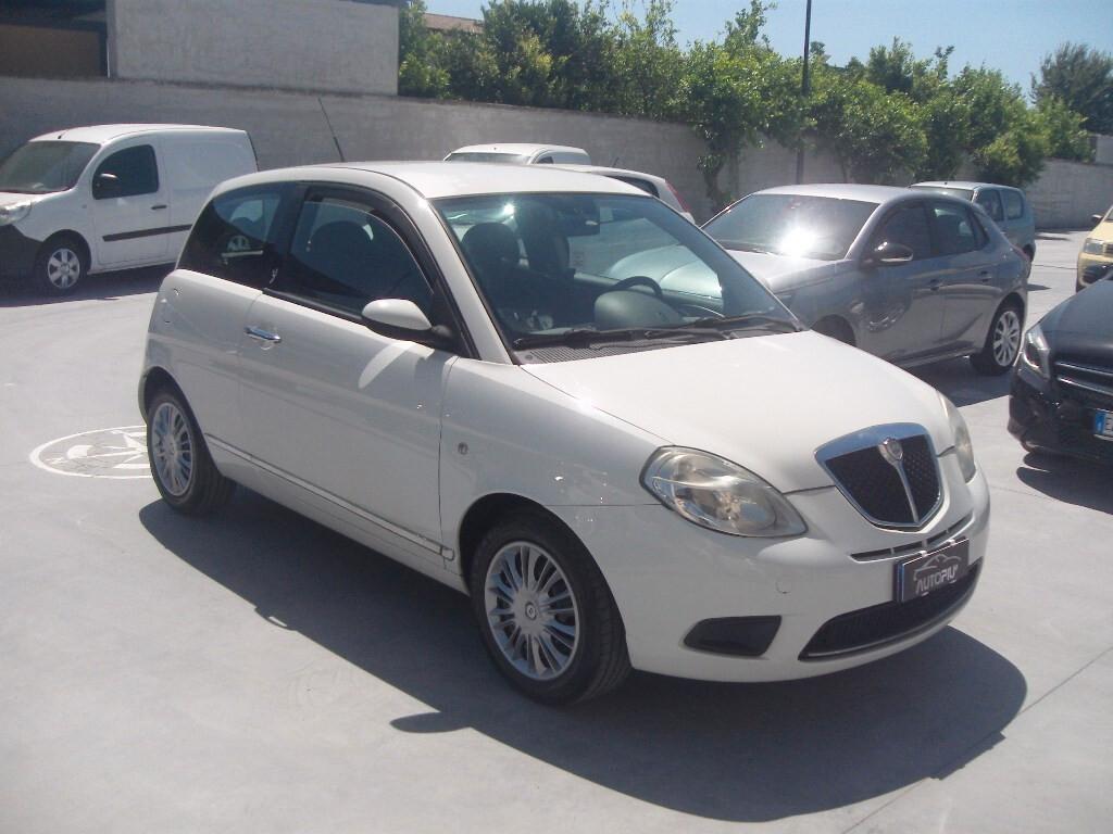 Lancia Ypsilon 1.2 Oro - 2008