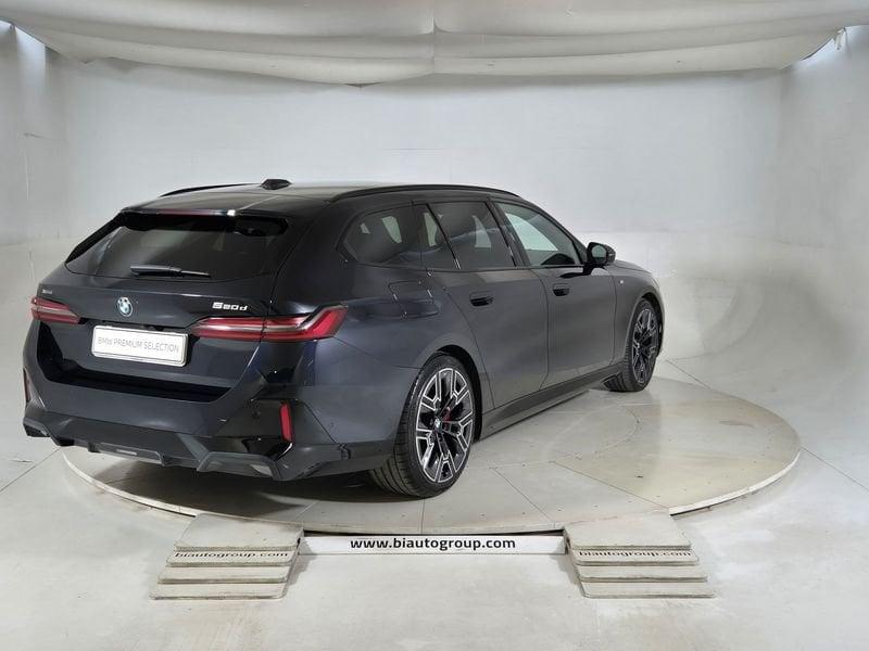 BMW Serie 5 Serie 5 G61 Touring 520d Touring 48V xdrive MSport Pro auto