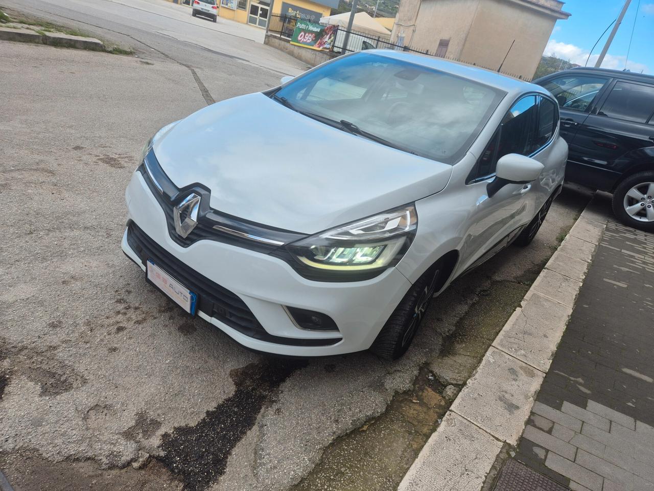 RENAULT CLIO 1.5 DCI ANNO 2017 LED NAVIGATORE KM CERT