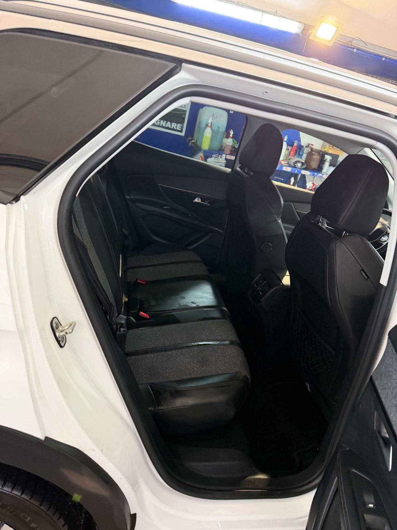 Peugeot 3008 PureTech Turbo 130 S&S Allure