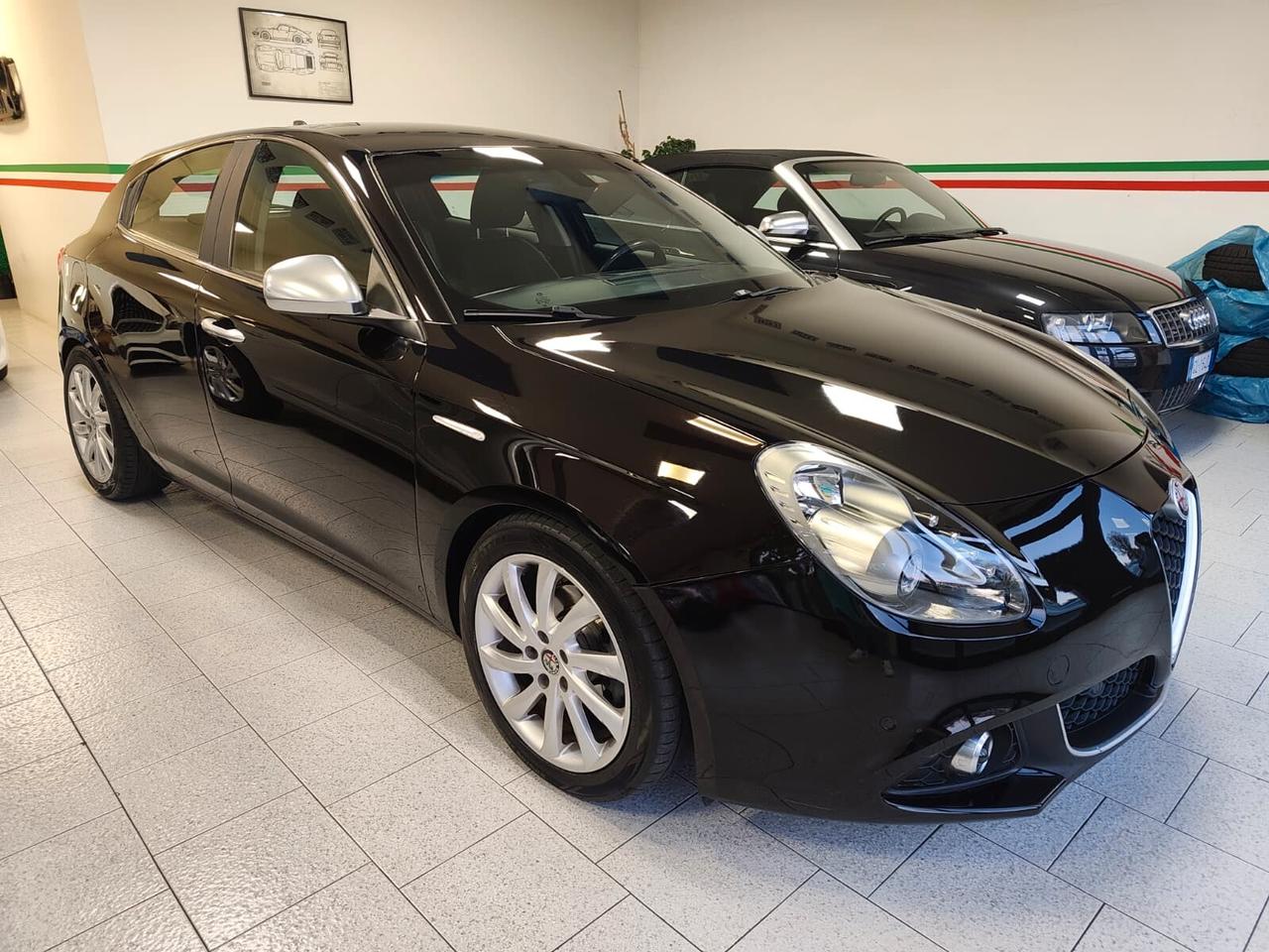 Alfa Romeo Giulietta 1.6JTDm TCT NEOPATENTATI