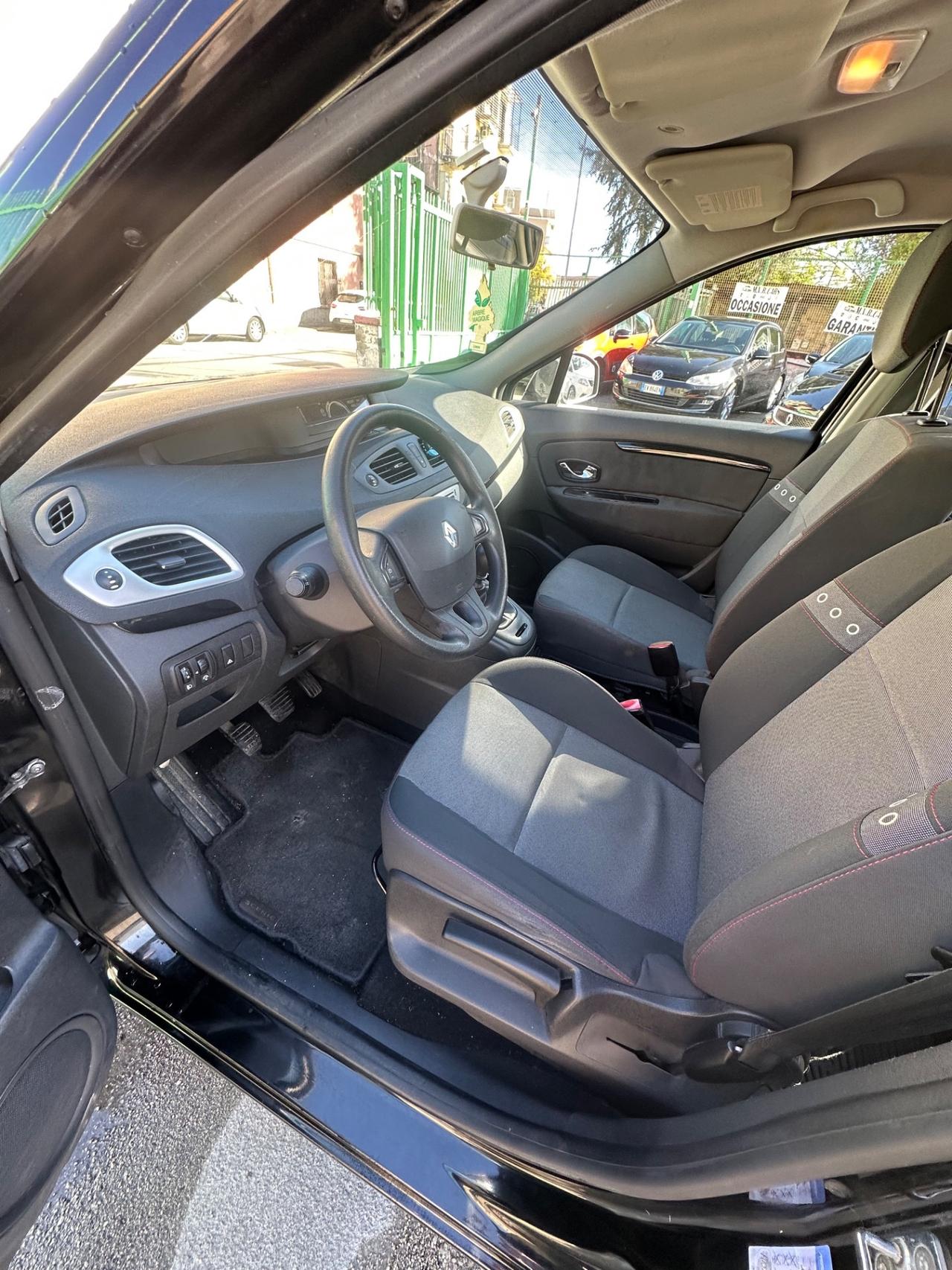 Renault Scenic Scénic XMod 1.5 dCi 110CV Live