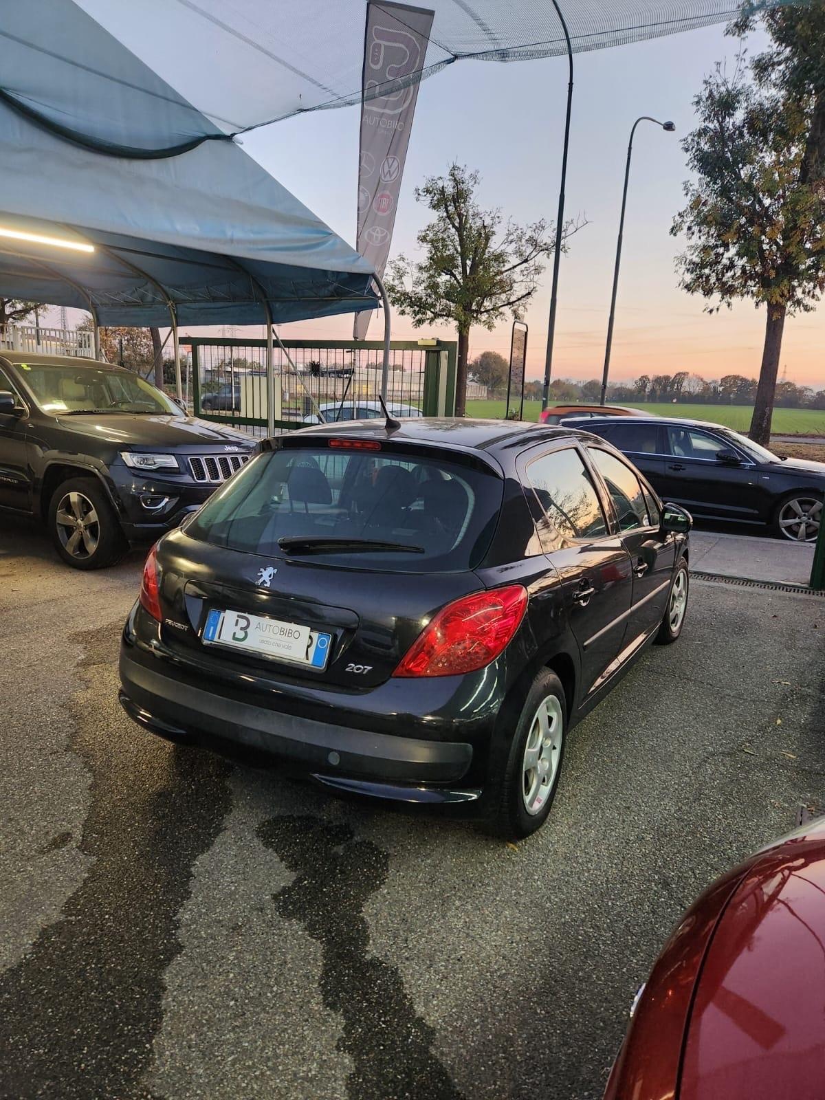 Peugeot 207 1.4 VTi 95CV 5p. Energie