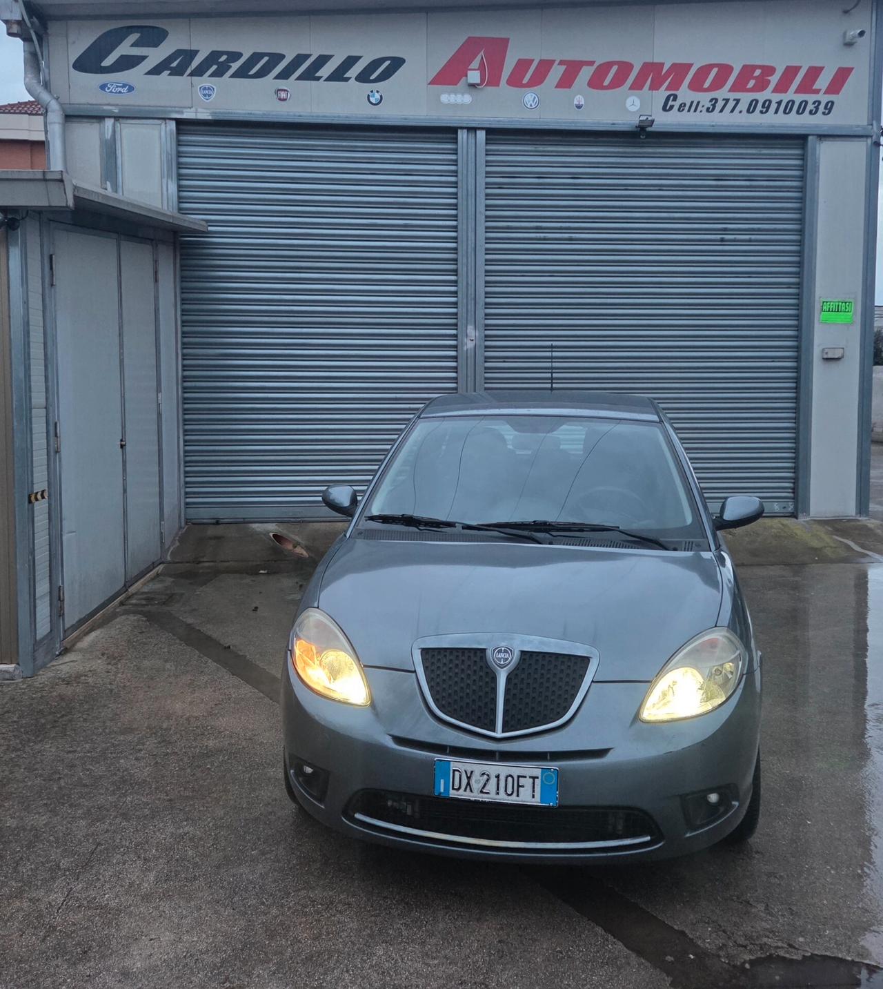 Lancia Ypsilon 1.2 Versus