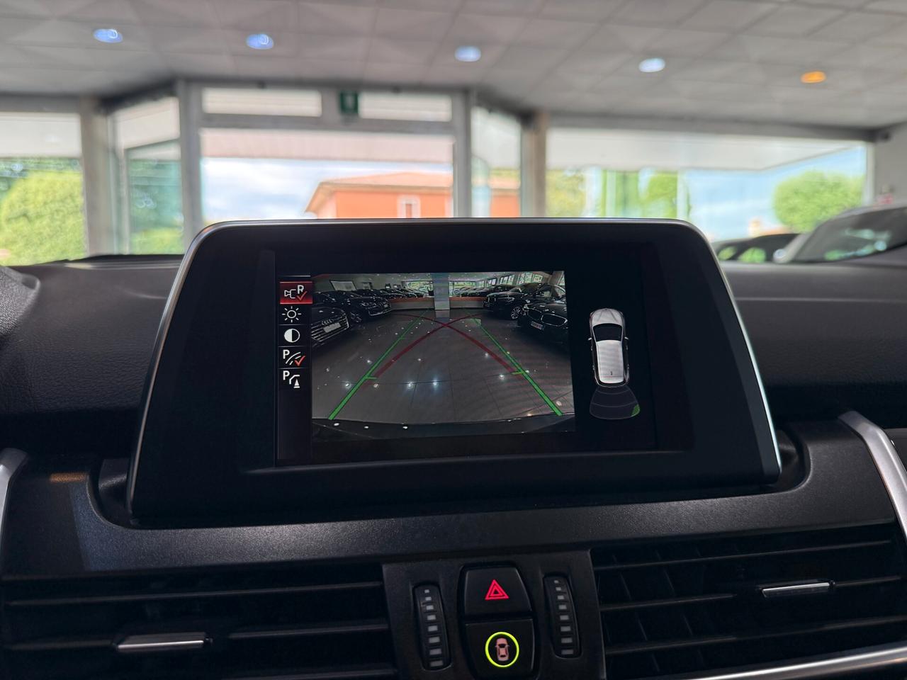 Bmw 2er Active Tourer 218d Advantage