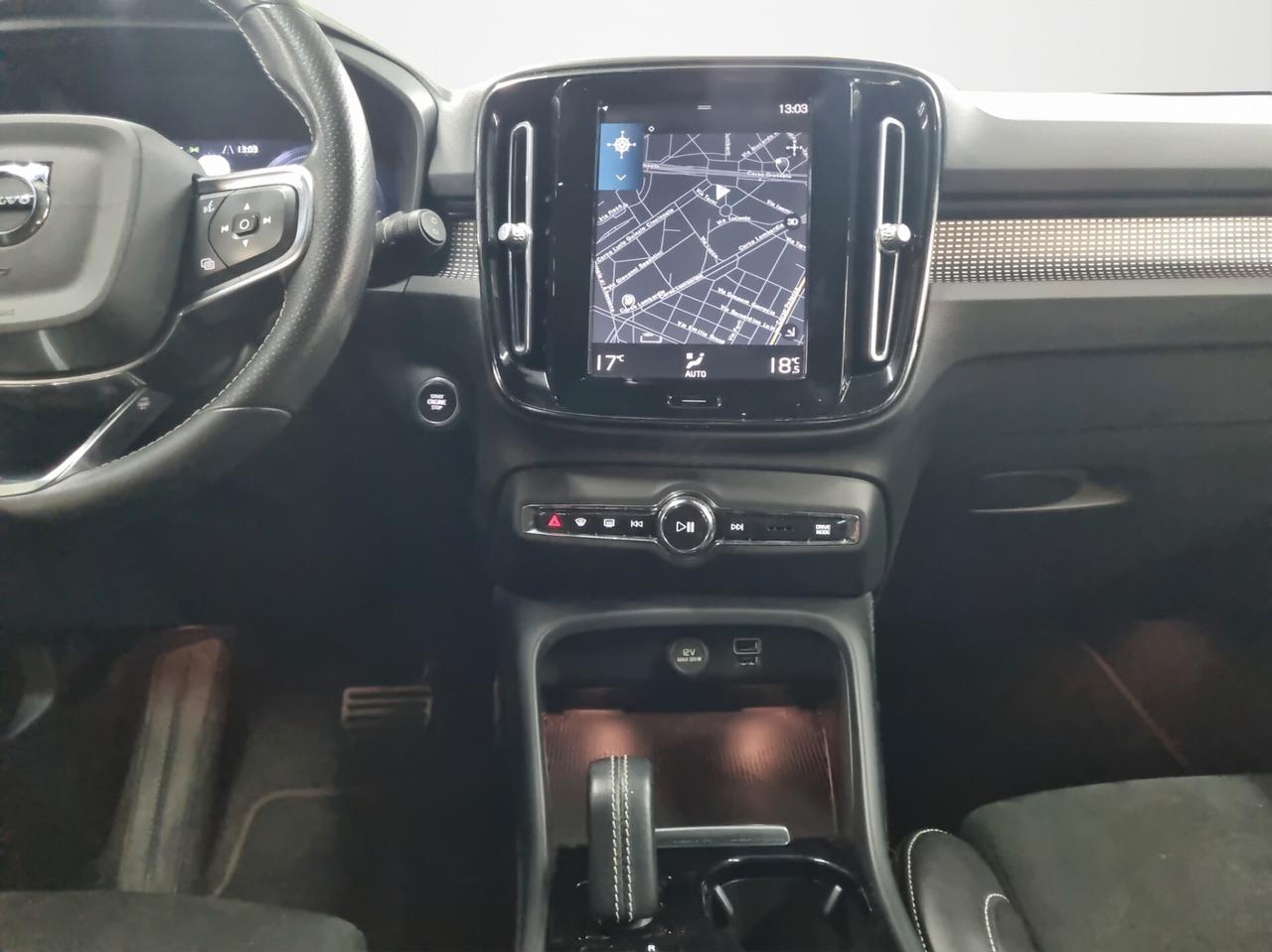 Volvo XC40 T4 Recharge Plug-in Hybrid R-design