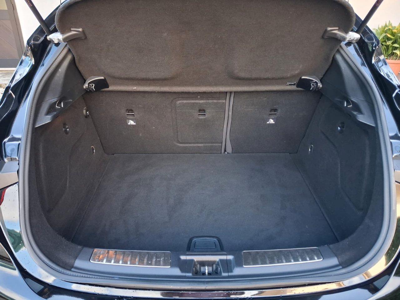 Infiniti Q30 1.5d Premium City Black 109cv