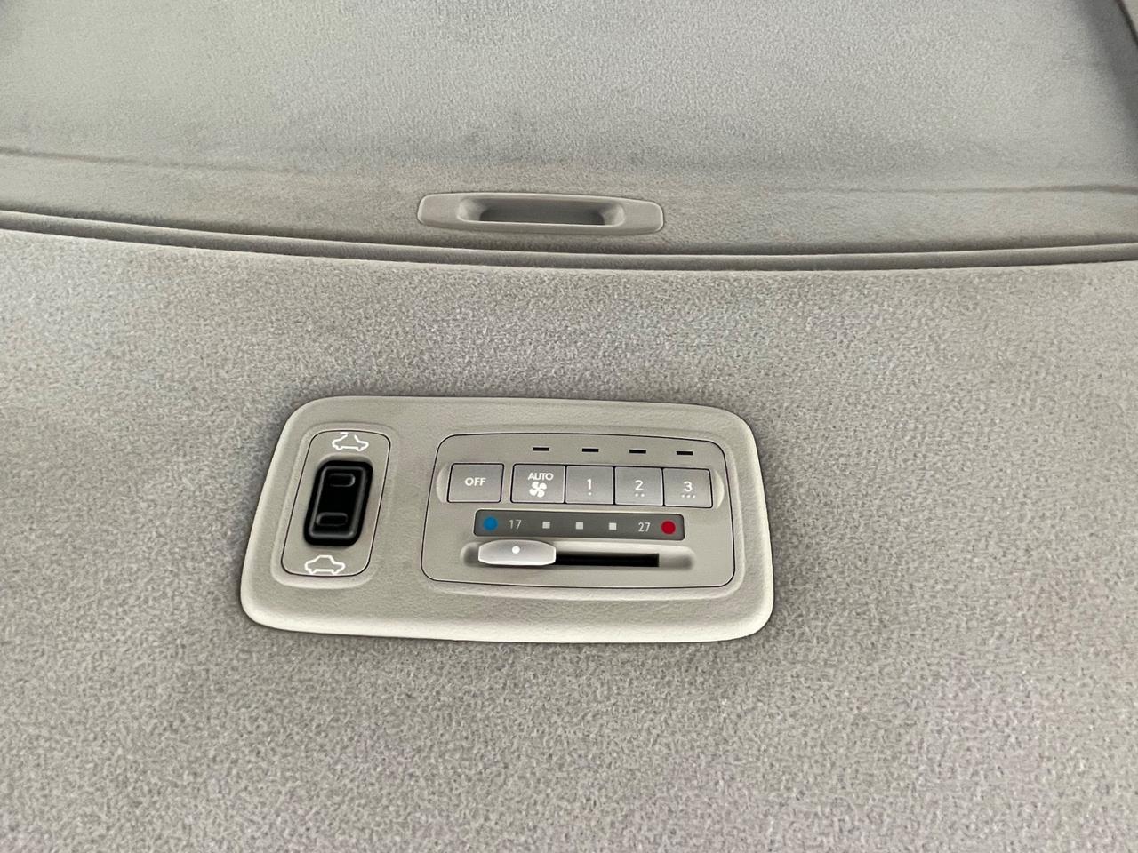 Mitsubishi Grandis 2.0 TDI 7 Posti