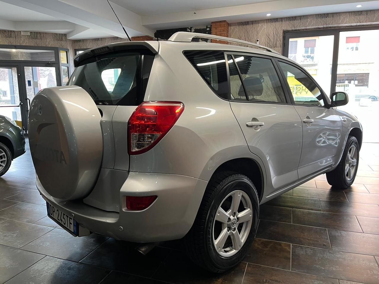 Toyota RAV 4 RAV4 2.2 D-4D 136 CV DPF Sol