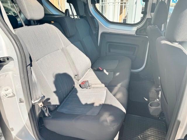 Dacia Dokker 1.5 dCi 8V 90CV Start&Stop Serie Speciale Lauréate Family