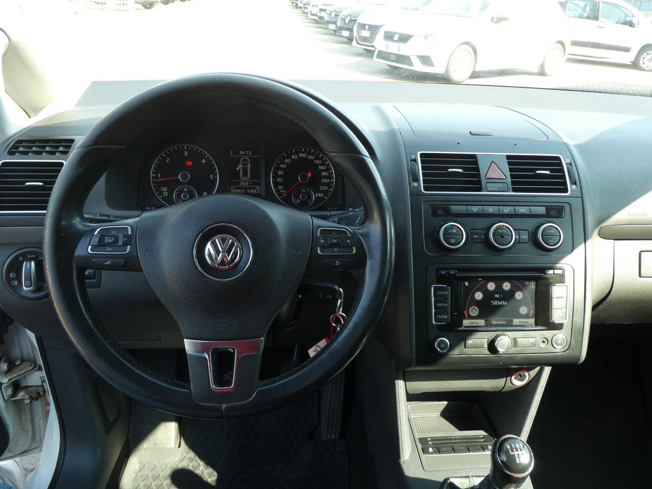 Volkswagen Touran 1.6 TDI DSG Comfortline OK NEOPATENTATI