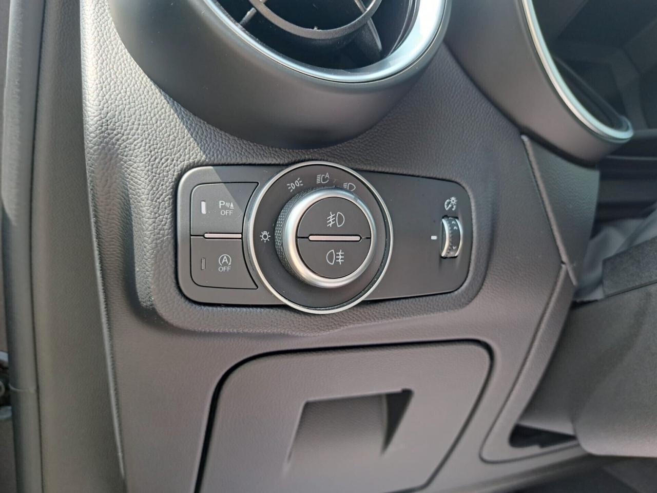 Alfa Romeo Stelvio 2.2 Turbodiesel 150 CV AT8 RWD Super