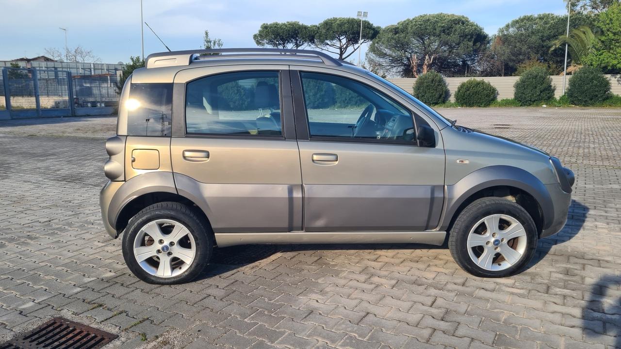 Fiat Panda 1.3 MJT 16V 4x4 Climbing