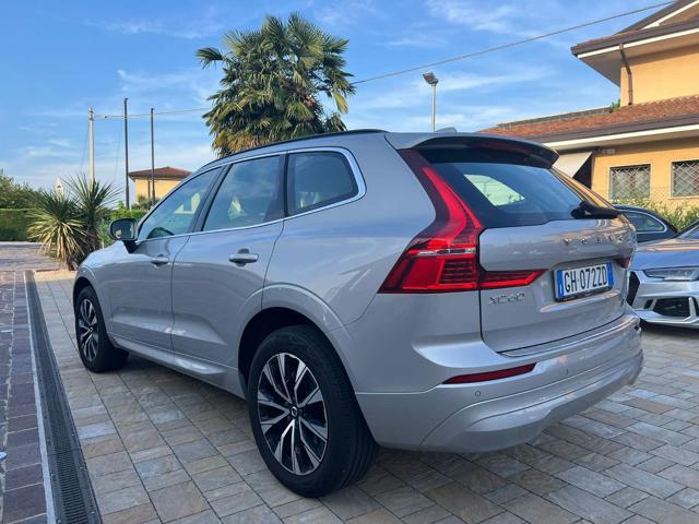 VOLVO XC60 B4 (d) AWD automatico Core