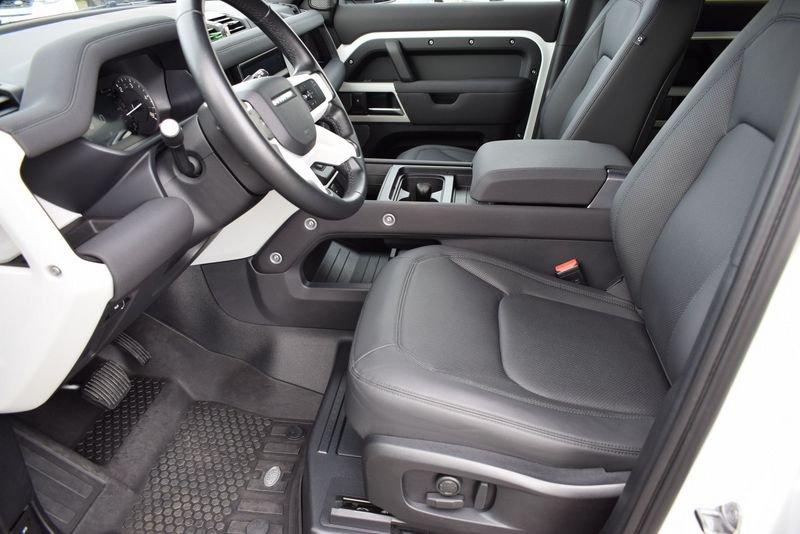 Land Rover Defender 110 3.0D I6 200 CV AWD Auto SE