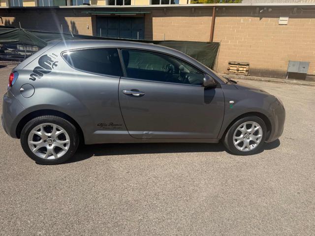 ALFA ROMEO MiTo 1.4 78 CV Distinctive Sport Pack perfetta