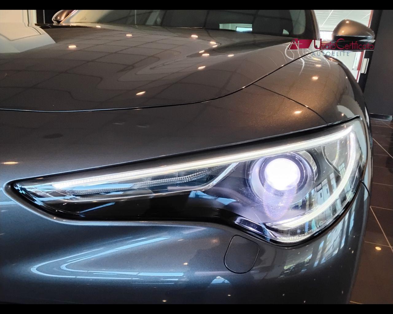 ALFA ROMEO Stelvio 2.2 Turbodiesel 160 CV AT8 RWD Super