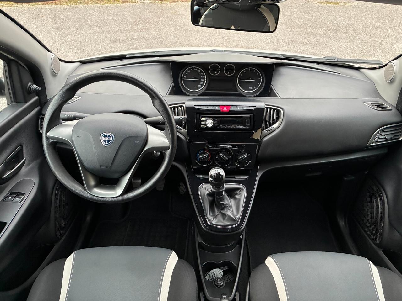 Lancia Ypsilon 1.2 69 CV GPL Ecochic Elefantino