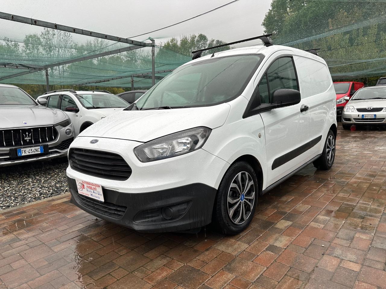 Ford Transit courier