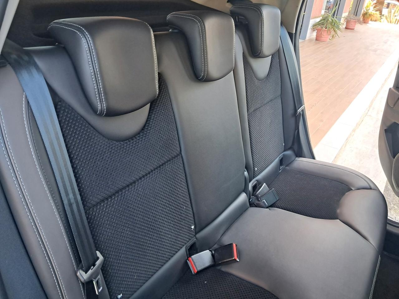 Renault Clio dCi 8V 90 cv EDC Energy Intens