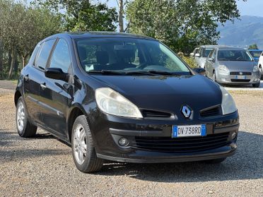 Renault Clio 1.2 16V 5 porte Le Iene