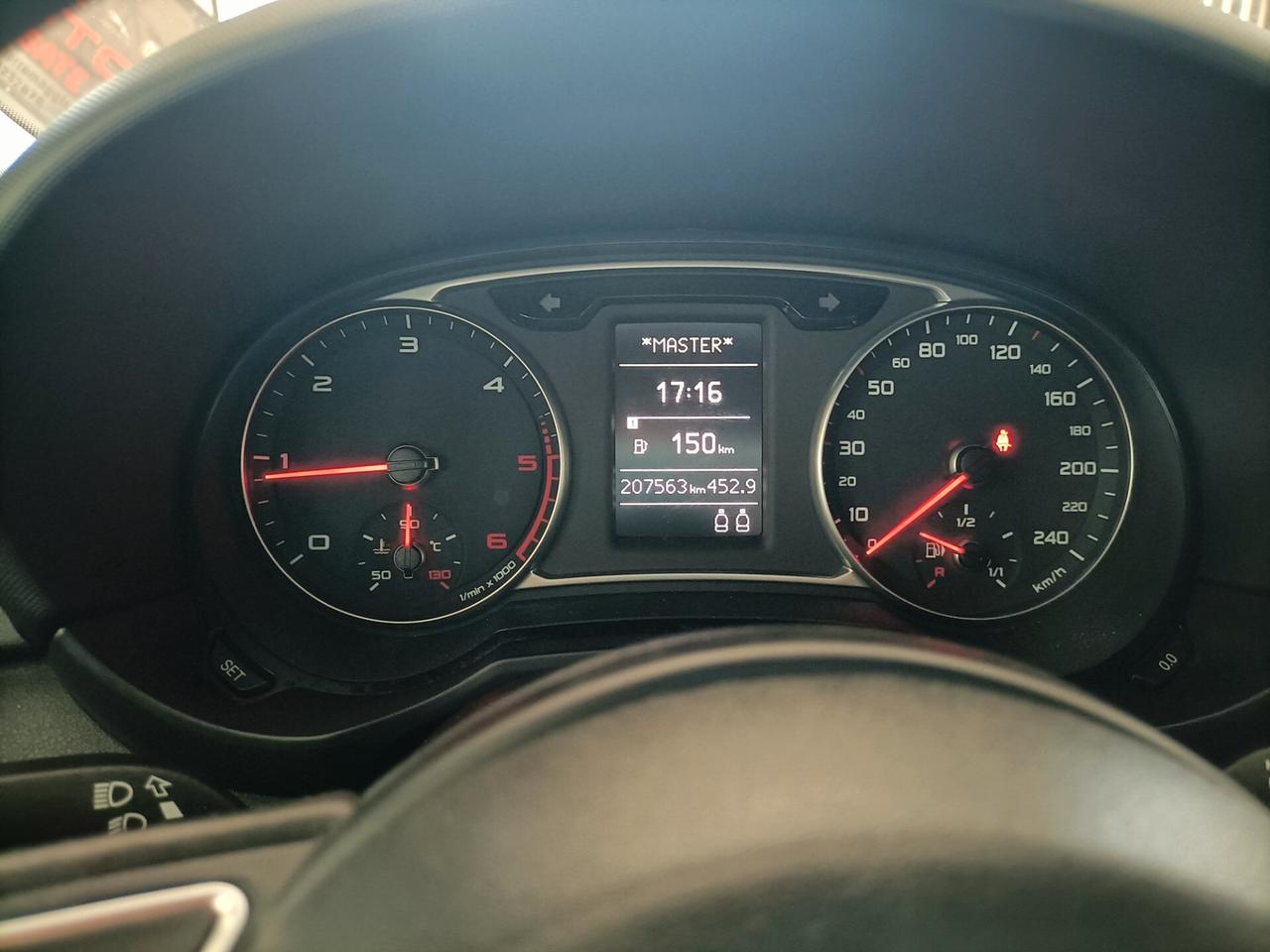 Audi A1 1.6 TDI 105 CV Attraction 07/2011