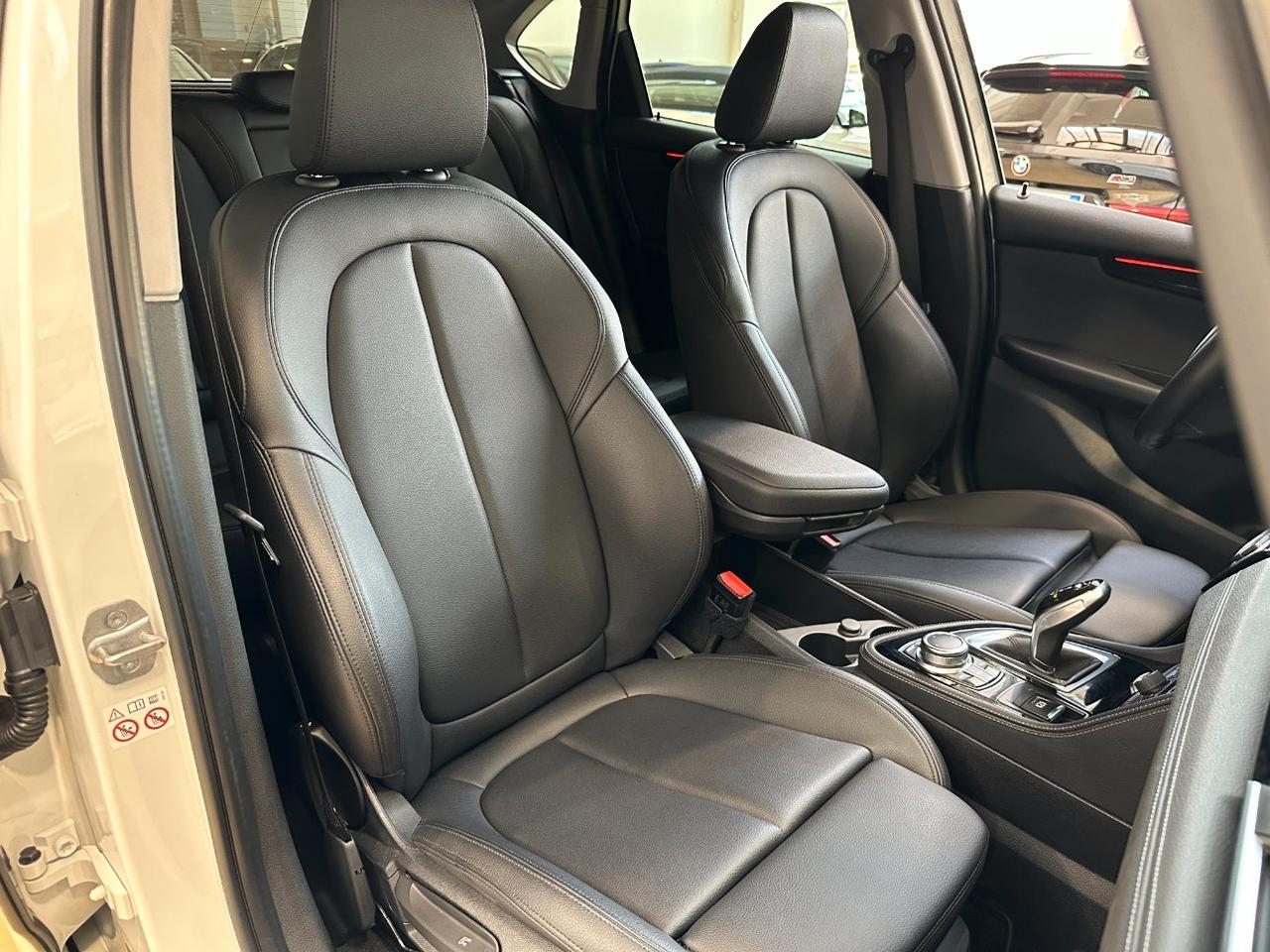 BMW 218 i Active Tourer Sport 140cv auto
