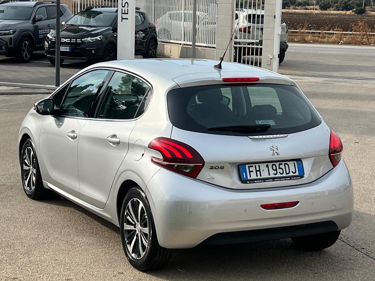 Peugeot 208 BlueHDi 75 5 porte Allure