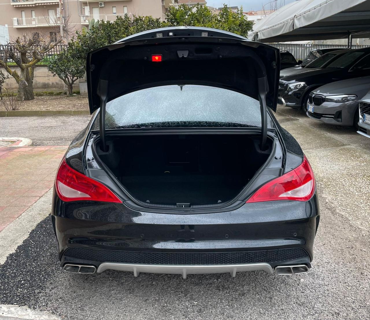 Mercedes-benz CLA200 AMG Premium