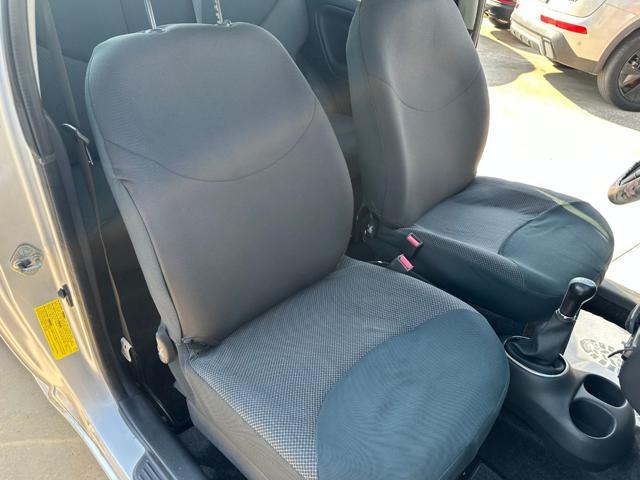 TOYOTA Yaris 1.4 tdi D-4D cat 3 porte Sol