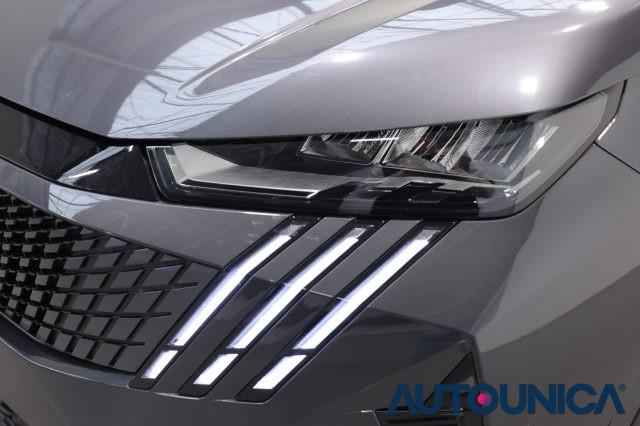 PEUGEOT 3008 HYBRID 136 E-DCS6 ALLURE FARI LED