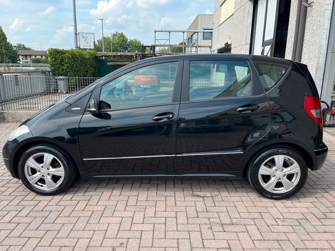 Mercedes-benz A 160 1.5cc 90cv BlueEFFICIENCY Special Edition