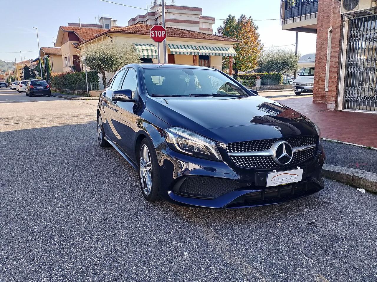 Mercedes-Benz A 180 AMG Line A 180 D