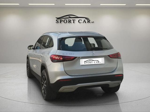 MERCEDES-BENZ GLA 180 d Automatic Executive