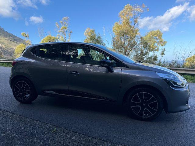 RENAULT Clio dCi 8V 90 CV Start&Stop 5 porte Energy Duel