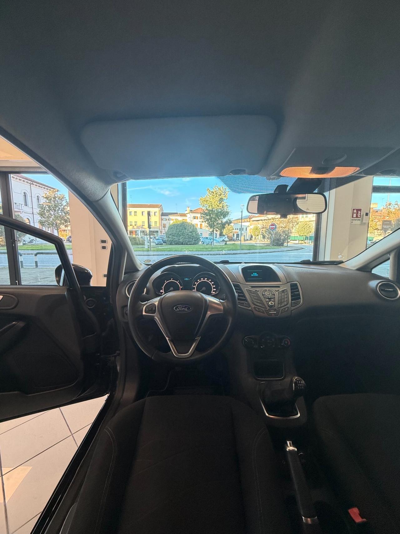 Ford Fiesta 1.5 TDCi 75CV 5 porte Black & White Edition