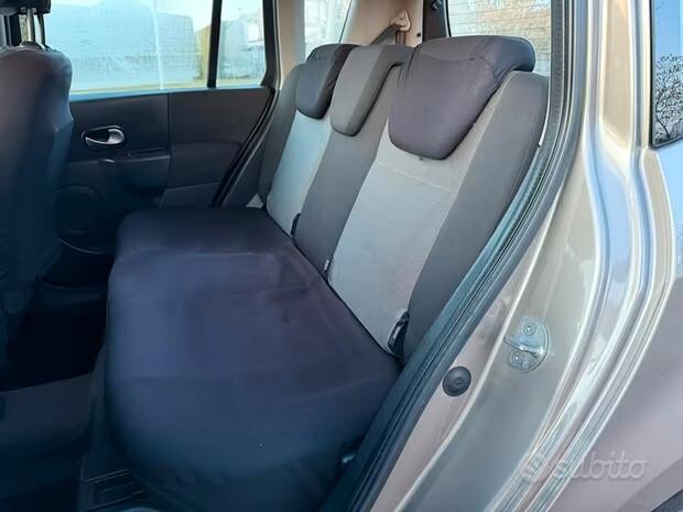 Renault Modus Grand 1.5 dCi 85CV Dynamique